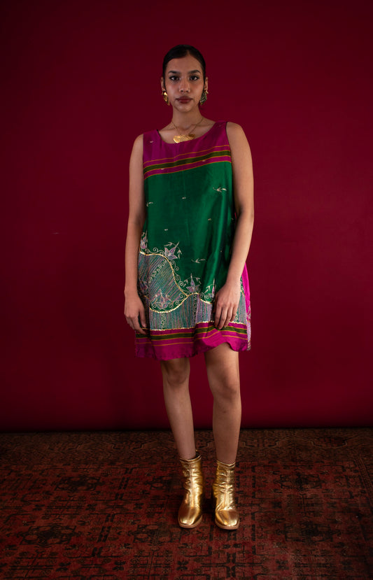 The Sari Shift 3/6